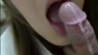 Fată britanică sexy și băiatul ei se distrează